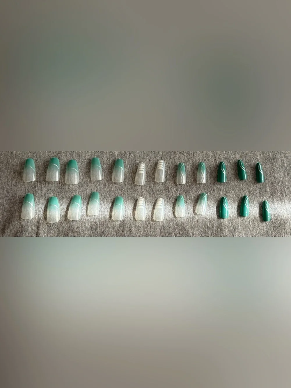 Green Ombre Press-On Nails Set